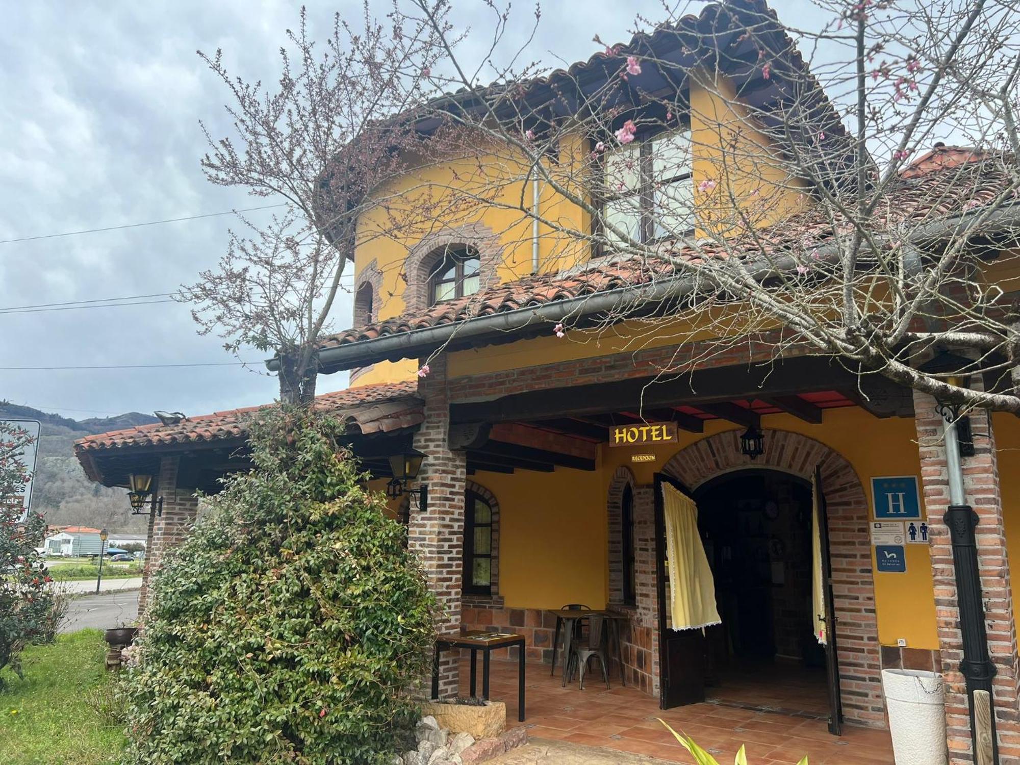 Hotel El Bricial سوتو دي كانجاس المظهر الخارجي الصورة
